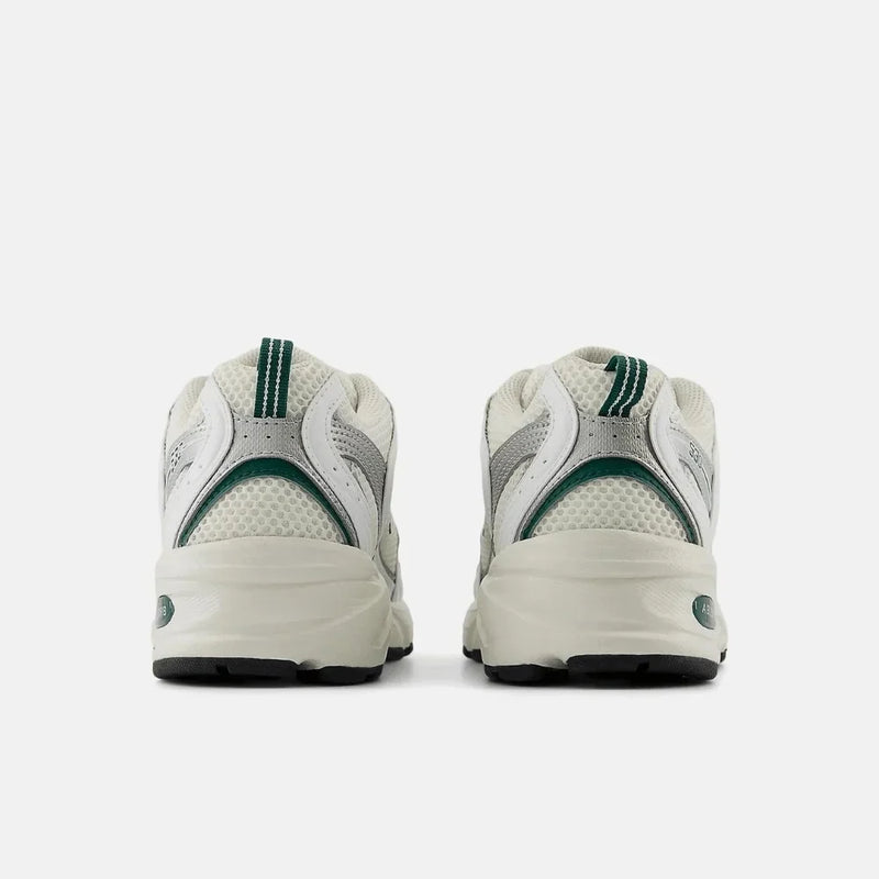 NeB 530 Sea Salt White Marsh Green