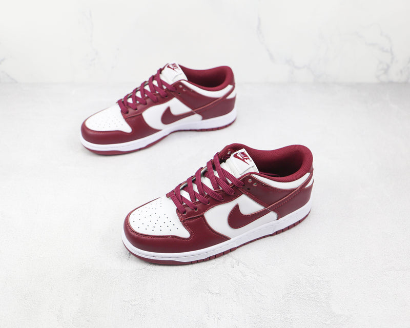 NK Dunk Low Bordeaux