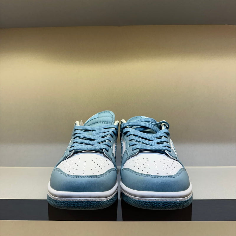 Nk Dunk Low Essential Paisley Pack Worn