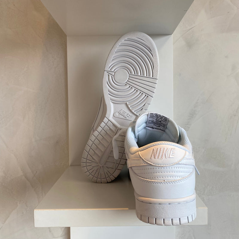 Nk Dunk Low Triple White (Pronta Entrega)