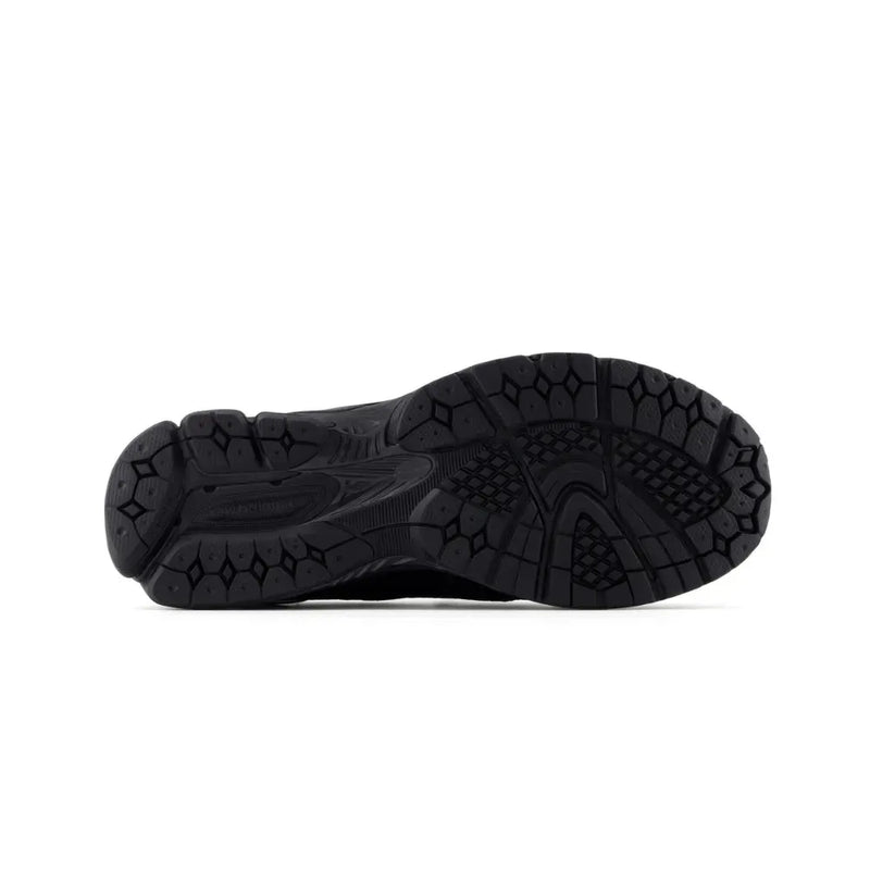 NeB 1906L Black Suede