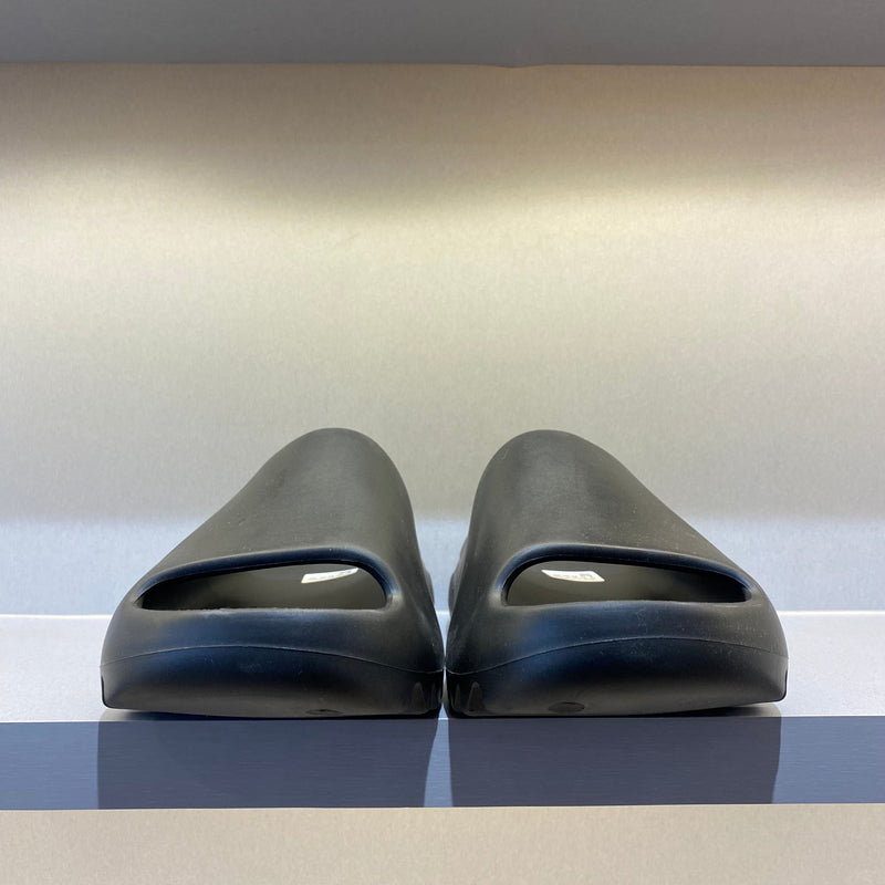 Ad Yeezy Slide Onyx (Pronta Entrega)