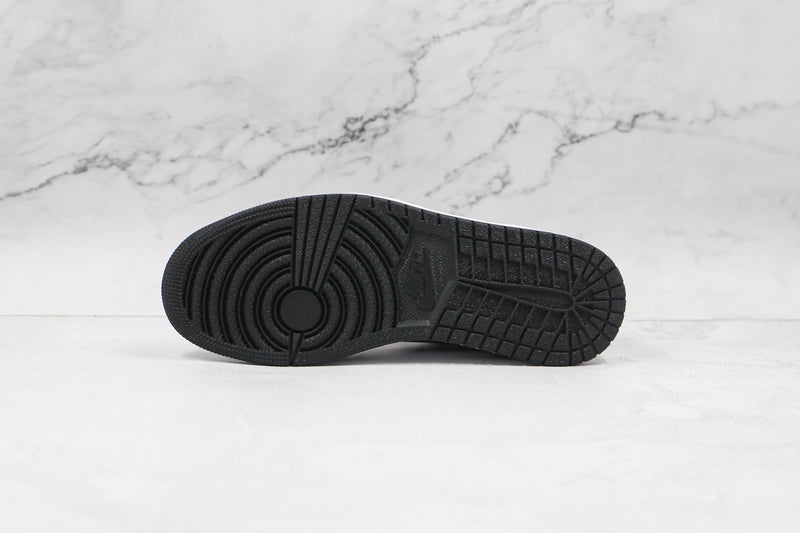 JD 1 Low Black Metallic Silver
