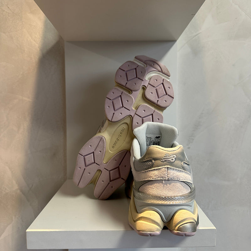 NeB 9060 Grey Lilac