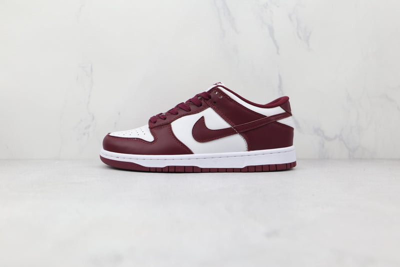 NK Dunk Low Bordeaux